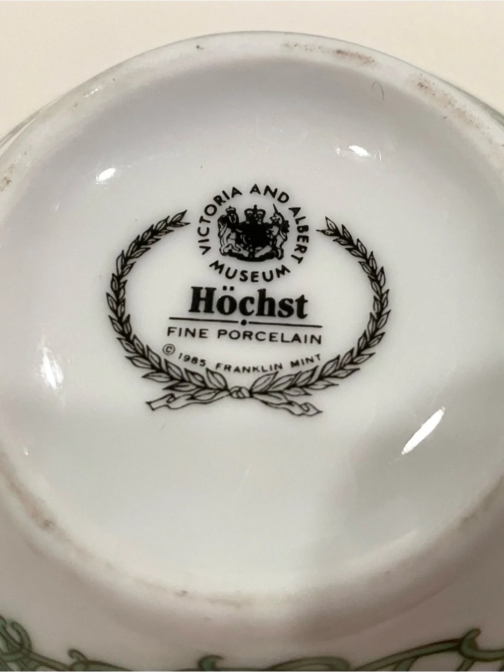 Franklin Mint 1985 “Höchst” Victoria & Albert Museum Teapot | Collectible | EUC